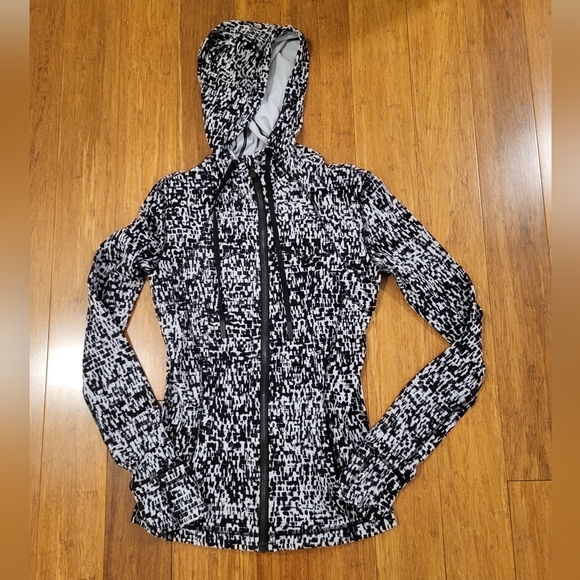 lululemon athletica Jackets & Blazers - Lululemon define hoodie jacket nulu size 4 urban ice gray black